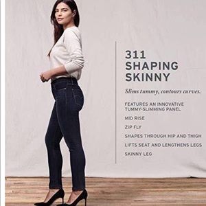 Levi’s 311 shaping jean